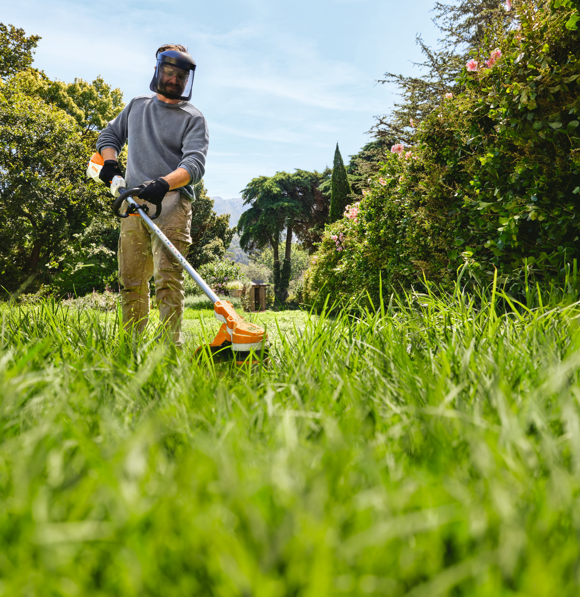 Акумуляторна мотокоса FSA 70 R SET