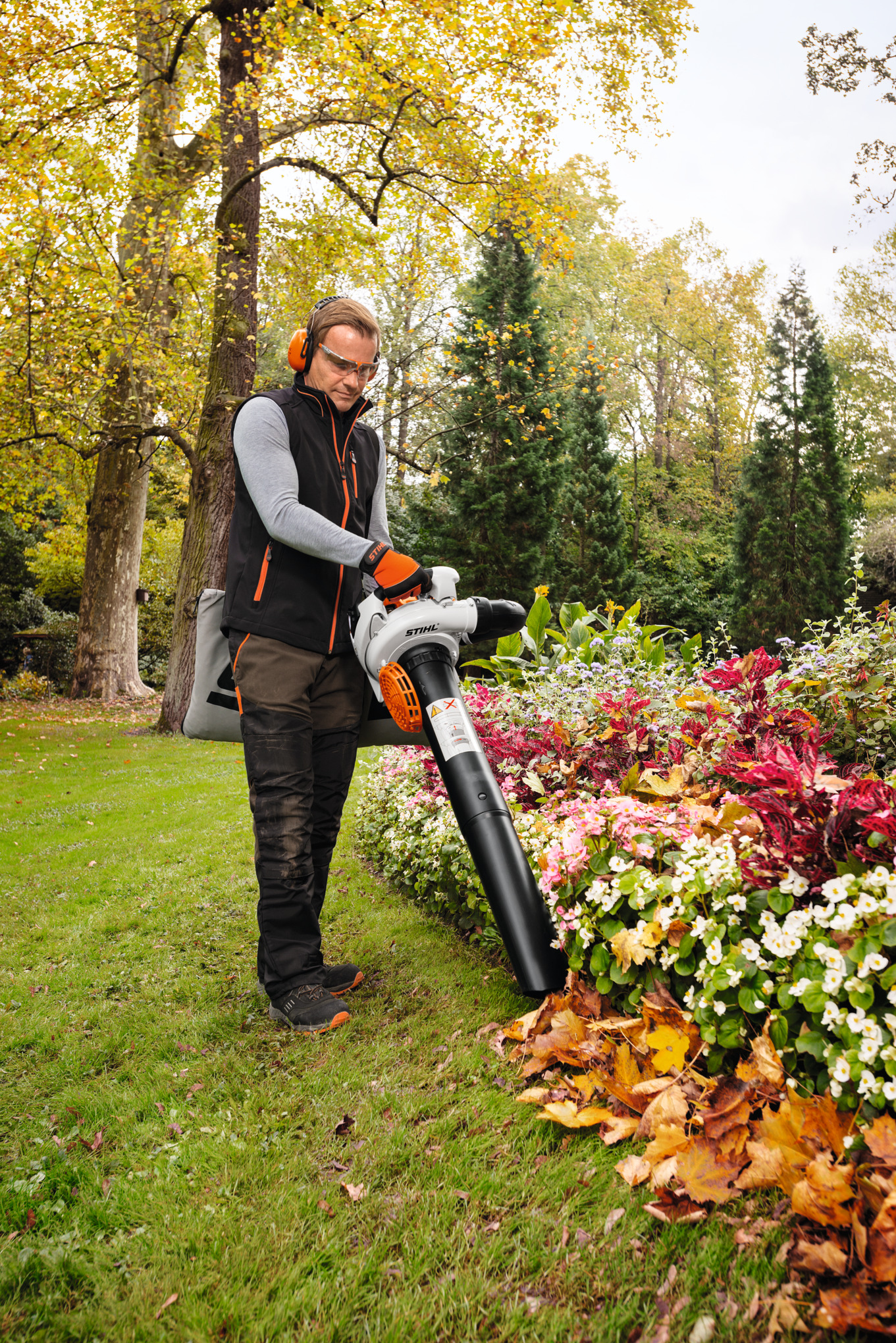 Бензиновий садовий пилосос STIHL SH 86