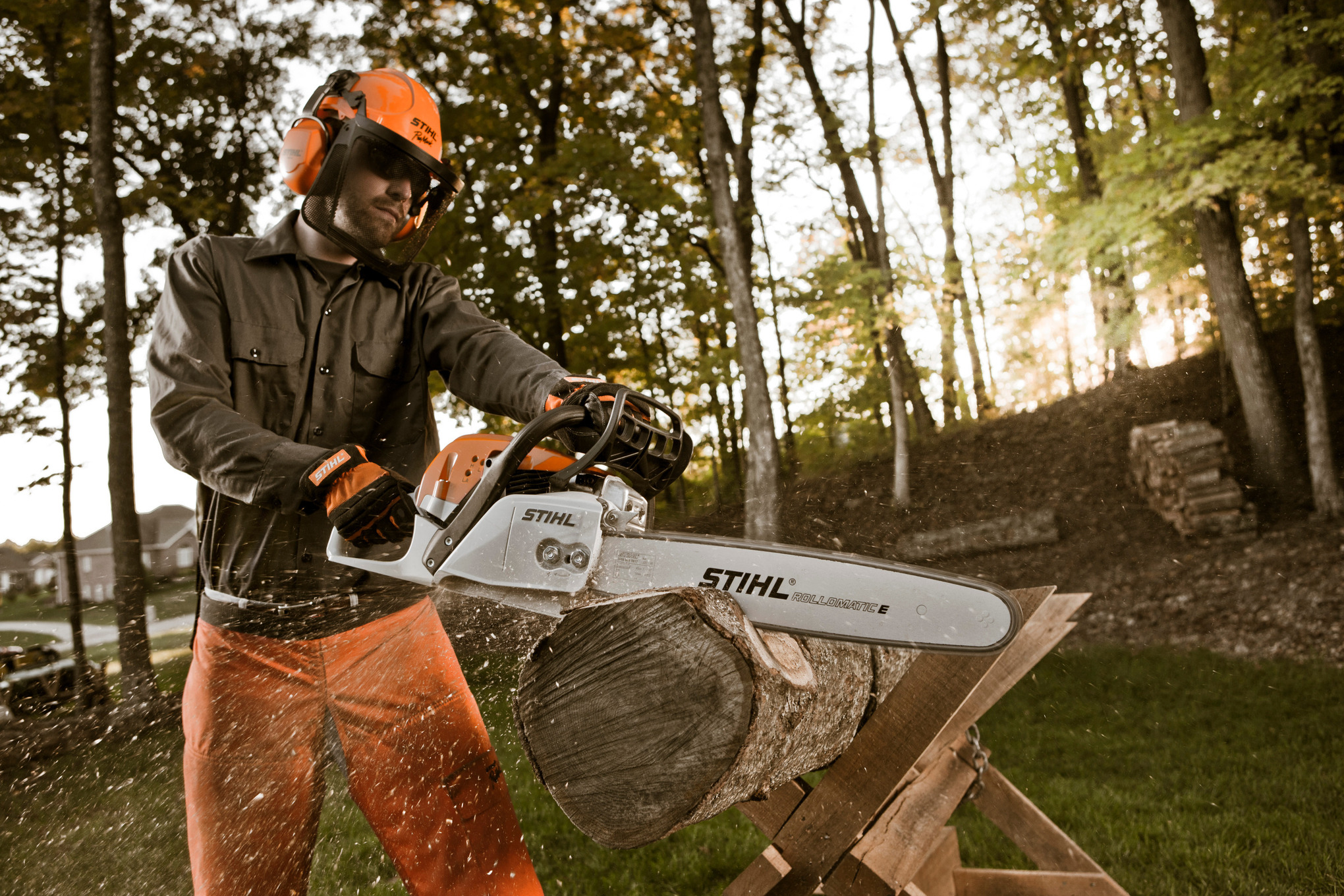 Работа бензопилы штиль. MS 291 штиль бензопила. Stihl ms560. Stihl MS 201. Stihl 023 пила.